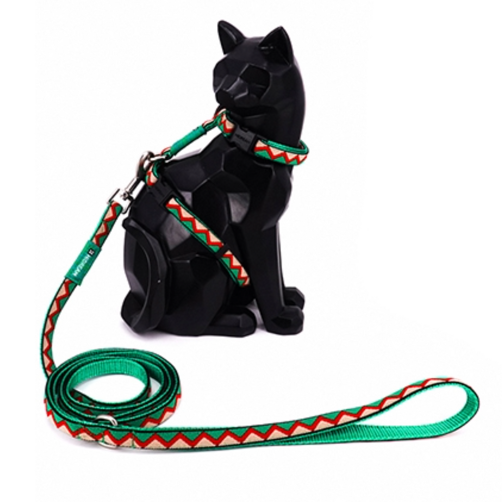 Color Castle Cat Harness and Leash Set Green